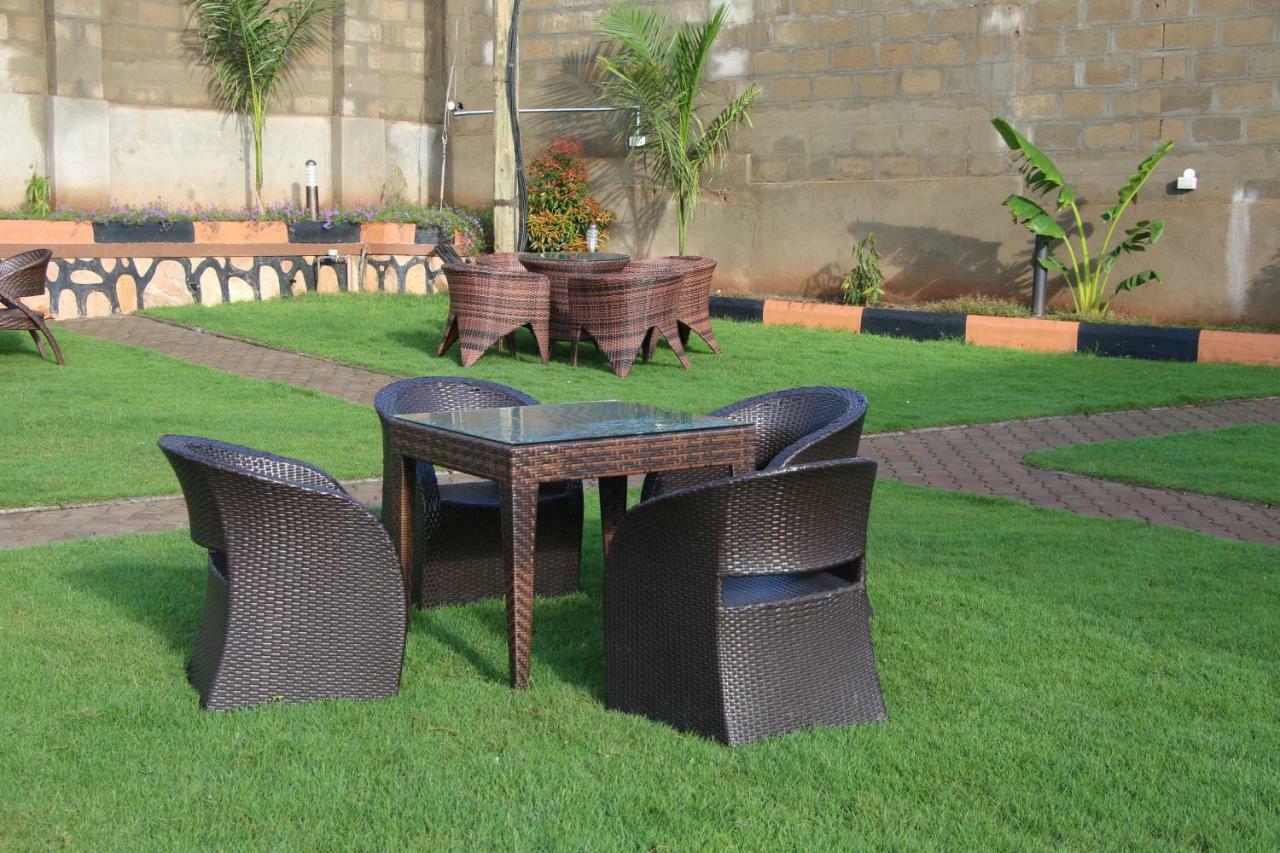 Kampala Suburbs Apartment Extérieur photo